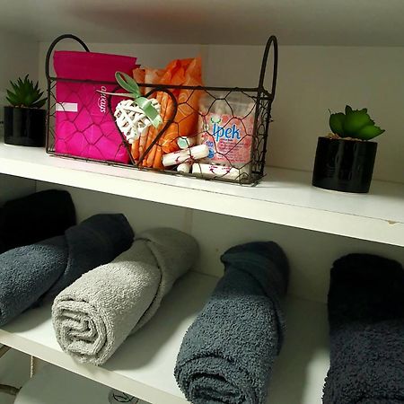 Apartament Lupeni Lupeni  Eksteriør billede